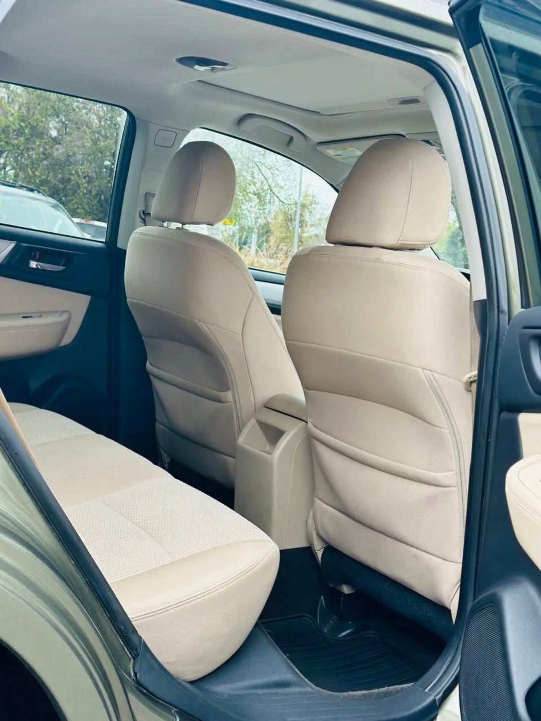 Subaru Outback  2015