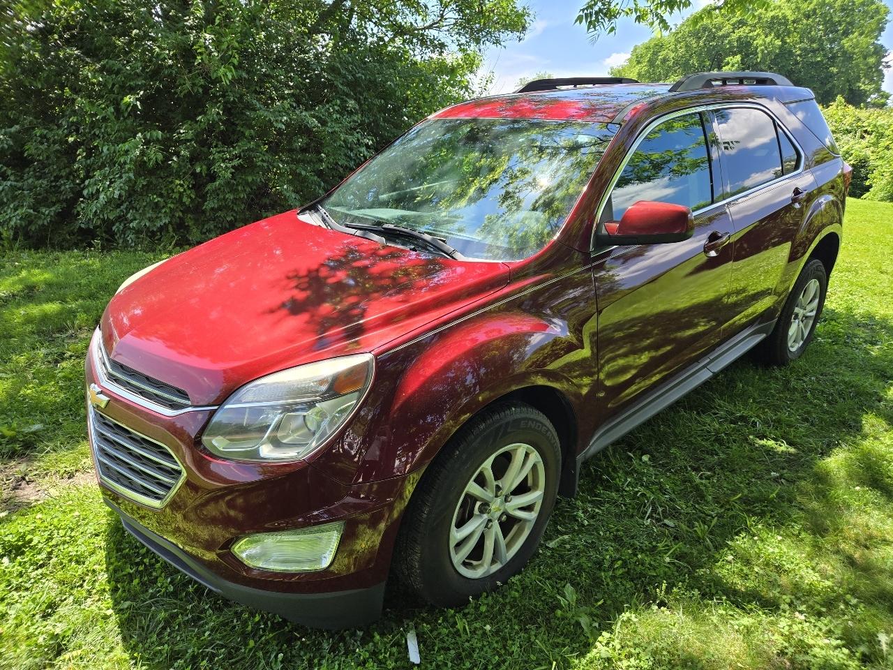 2017 Chevrolet Equinox LT's photo