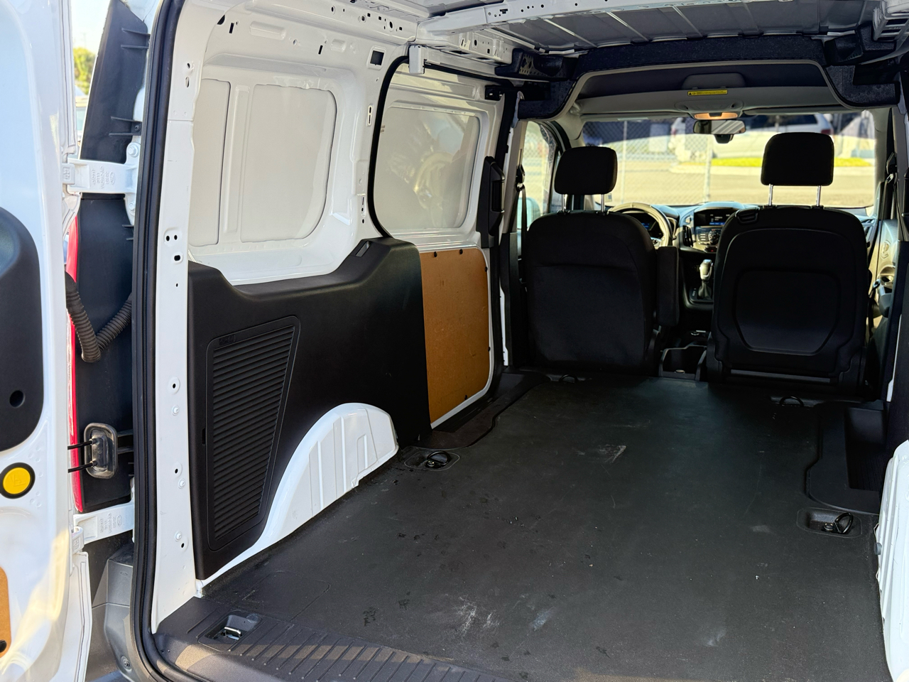 Ford Transit Connect Cargo Van XL LWB w/Rear 180 Degree Door 2018