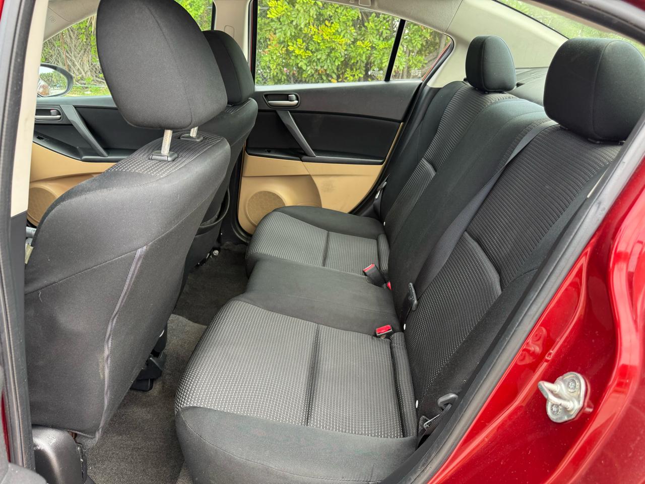 2010 Mazda MAZDA3 i Touring - Photo 8