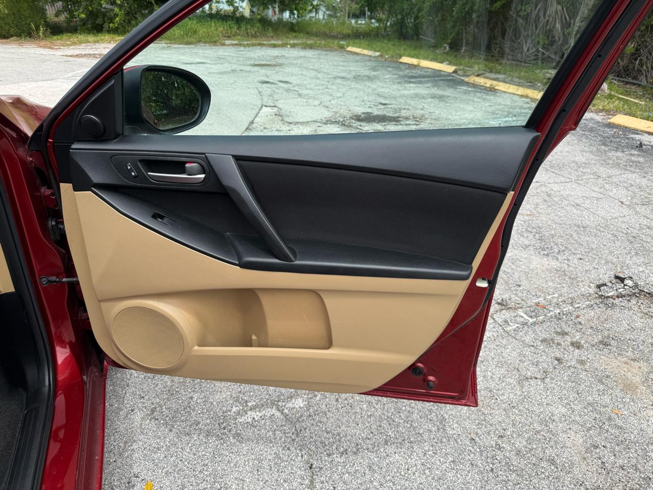 2010 Mazda MAZDA3 i Touring - Photo 12