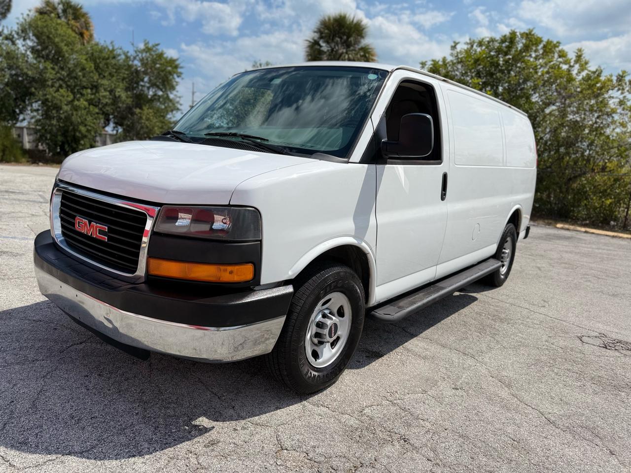 2015 GMC Savana G2500 Cargo