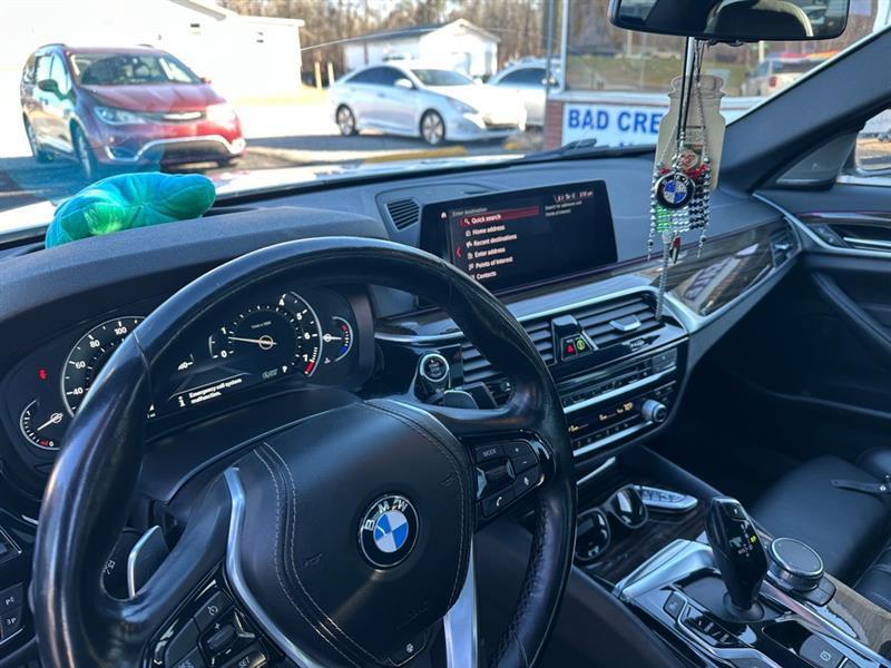 BMW 5-Series 530i xDrive 2019