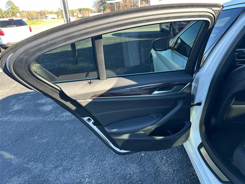 BMW 5-Series 530i xDrive 2019