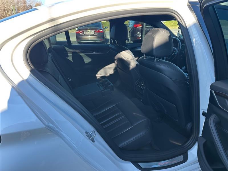 BMW 5-Series 530i xDrive 2019