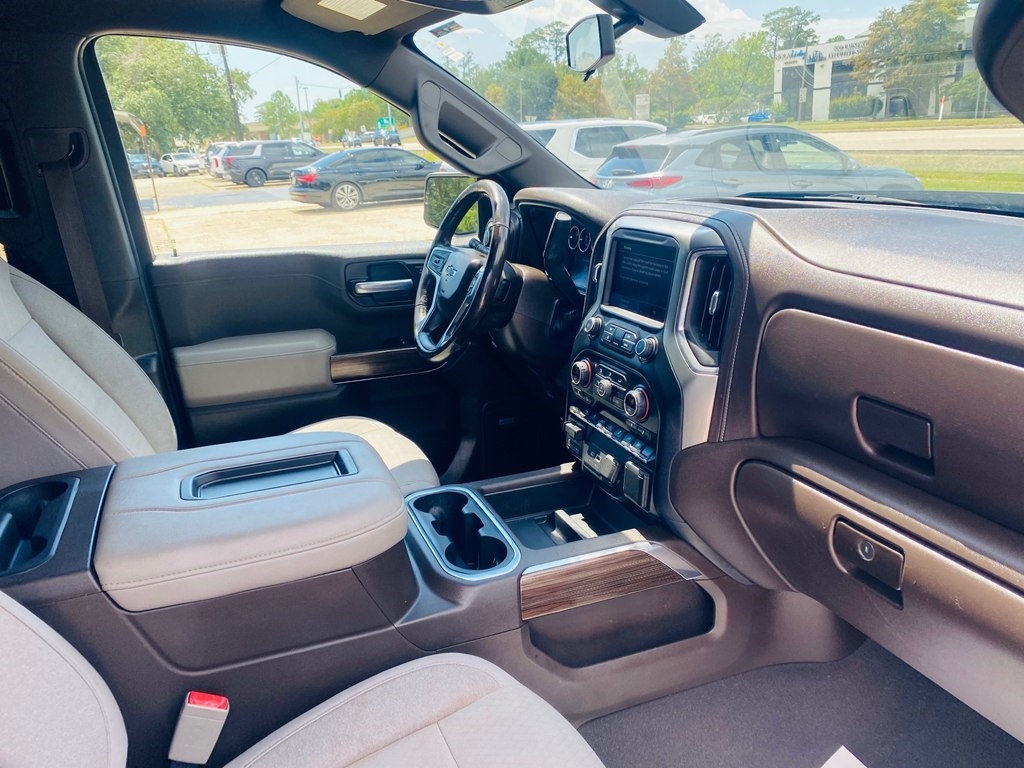 Chevrolet Silverado 1500 RST Crew Cab 4WD 2021 Chevrolet Silverado 1500 RST Crew Cab 4WD 2021