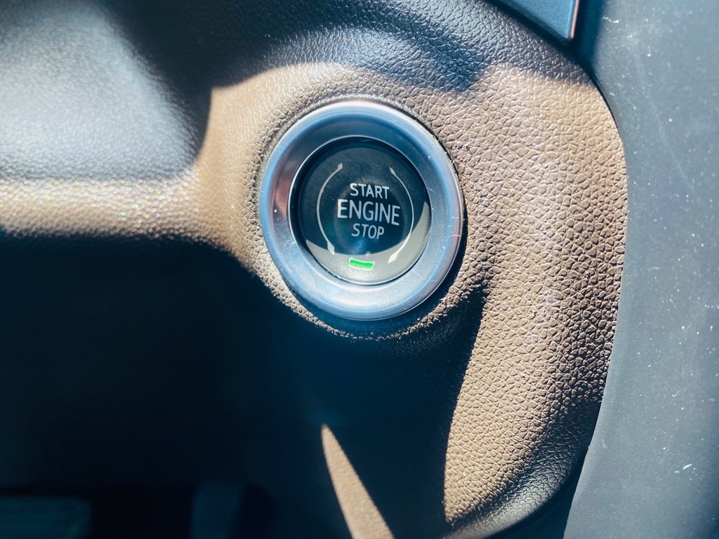 Chevrolet Silverado 1500 RST Crew Cab 4WD 2021 Chevrolet Silverado 1500 RST Crew Cab 4WD 2021