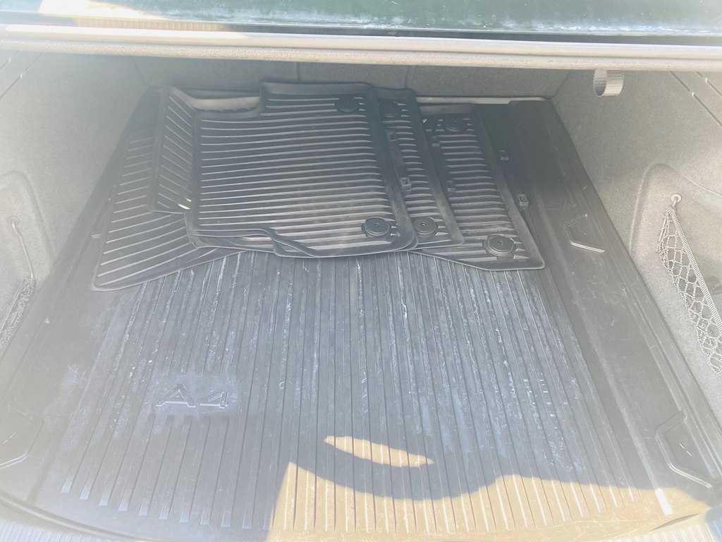 Audi A4 2.0 TFSI Premium Plus quattro 7A 2019 Audi A4 2.0 TFSI Premium Plus quattro 7A 2019