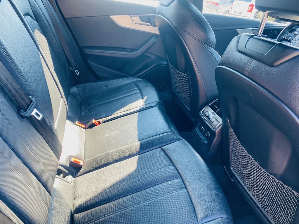 Audi A4 2.0 TFSI Premium Plus quattro 7A 2019 Audi A4 2.0 TFSI Premium Plus quattro 7A 2019