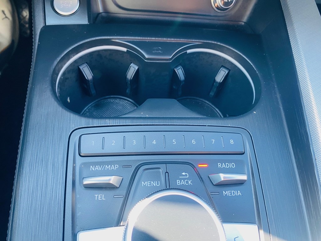 Audi A4 2.0 TFSI Premium Plus quattro 7A 2019 Audi A4 2.0 TFSI Premium Plus quattro 7A 2019