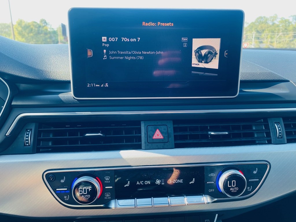 Audi A4 2.0 TFSI Premium Plus quattro 7A 2019 Audi A4 2.0 TFSI Premium Plus quattro 7A 2019