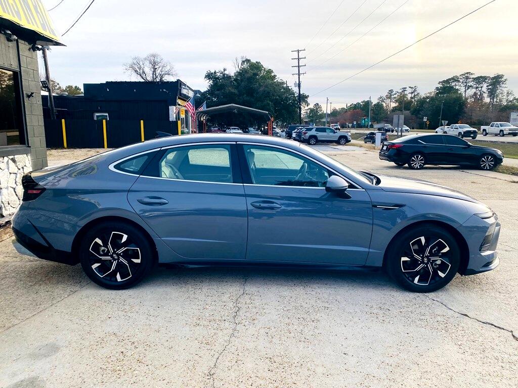 Hyundai Sonata SEL 2025