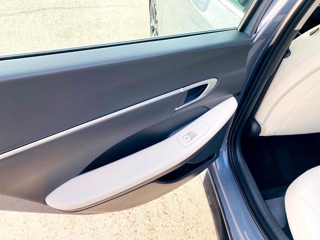 Hyundai Sonata SEL 2025