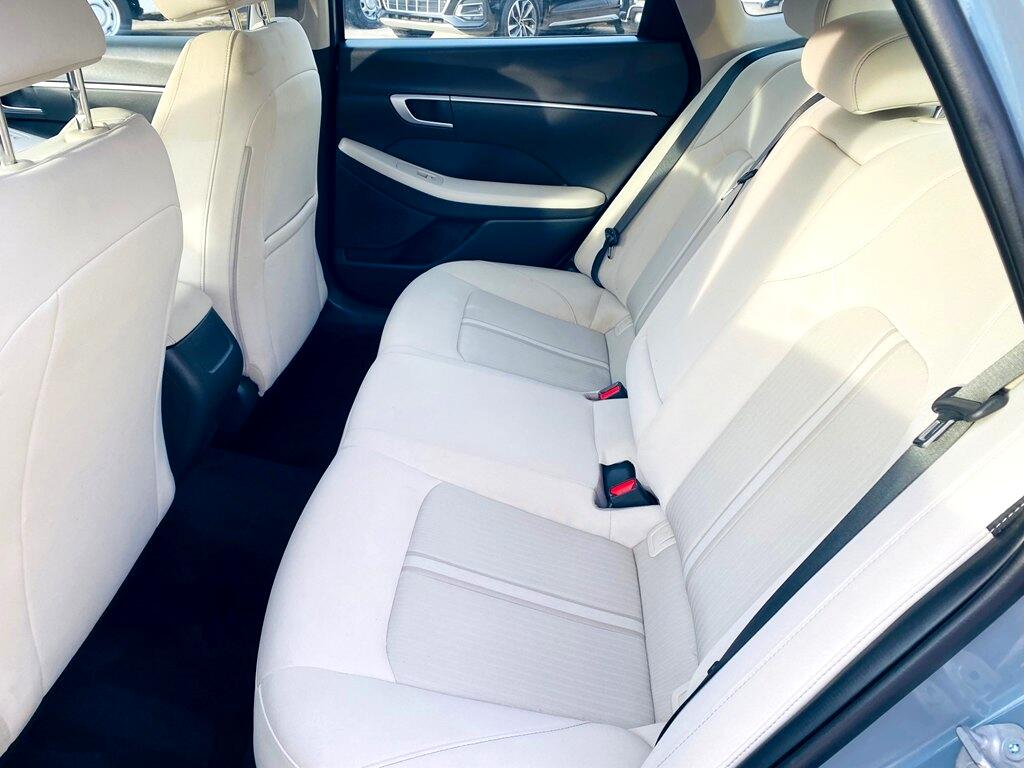 Hyundai Sonata SEL 2025