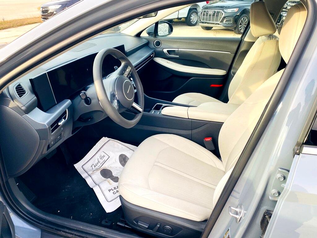 Hyundai Sonata SEL 2025