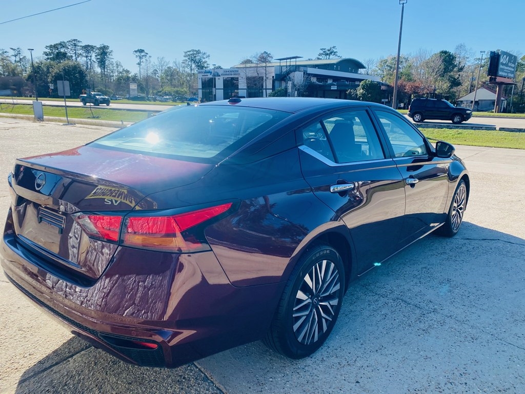 Nissan Altima 2.5 SV 2024