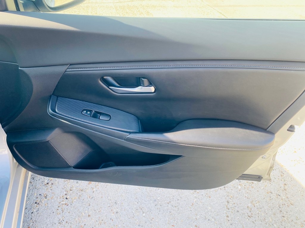 Nissan Sentra SV 2023