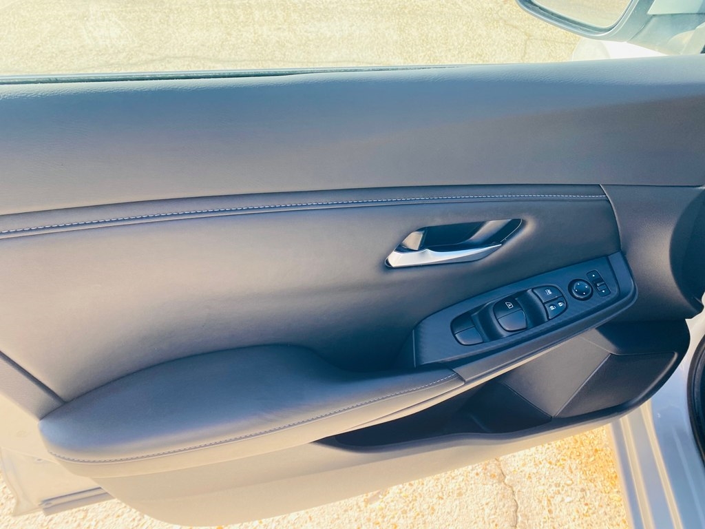 Nissan Sentra SV 2023