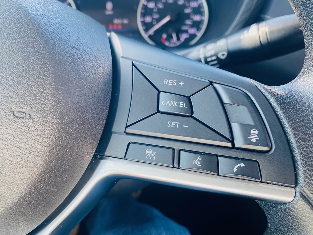 Nissan Sentra SV 2023