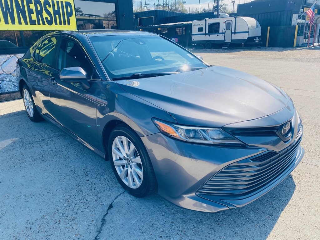 Toyota Camry LE 2020