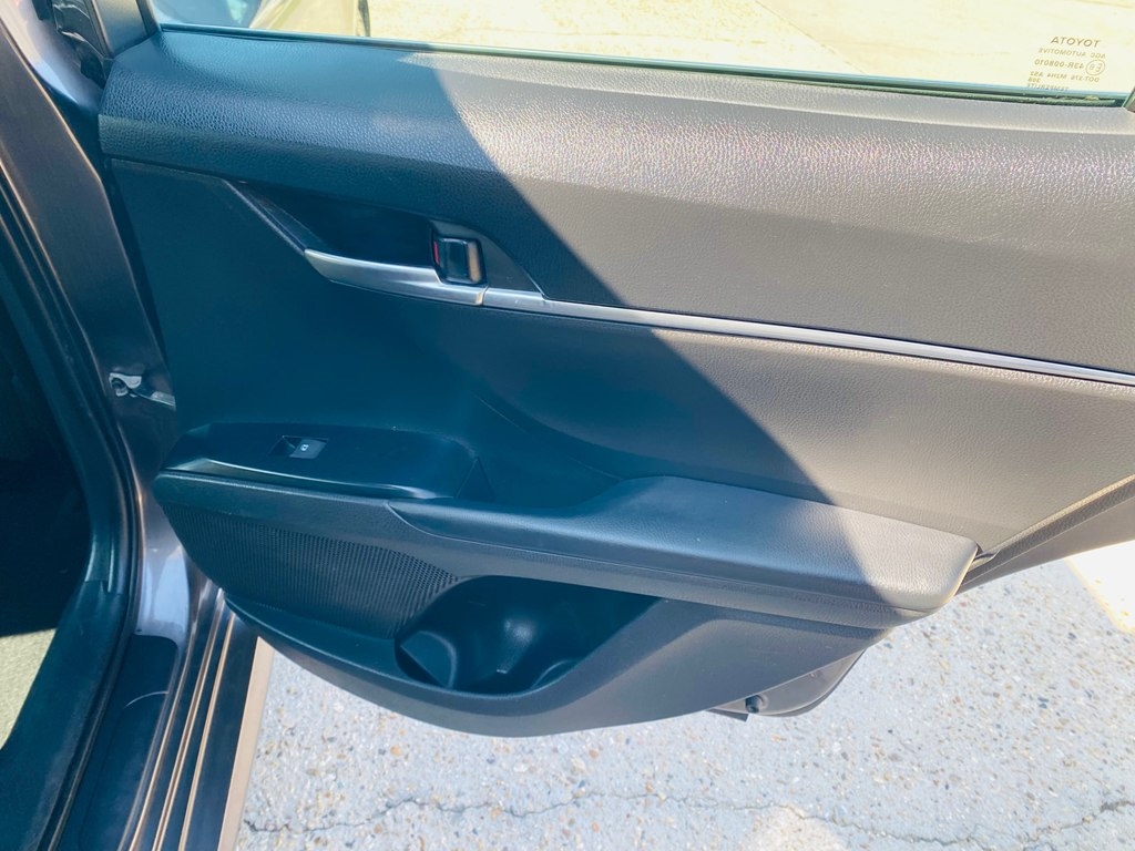 Toyota Camry LE 2020