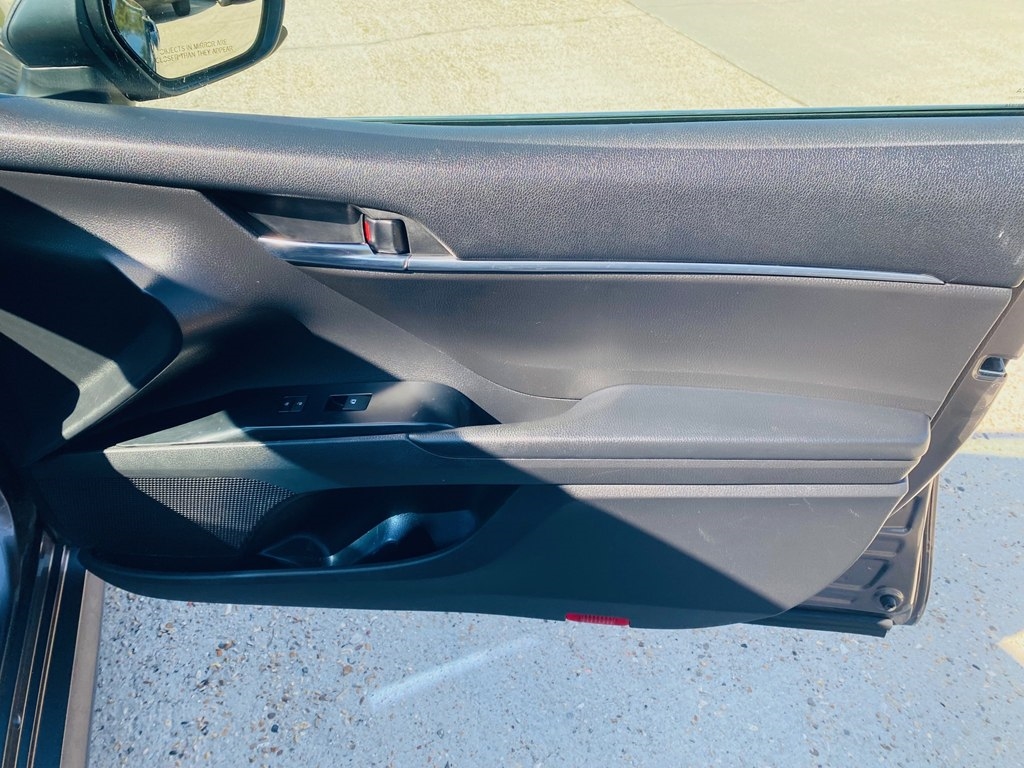 Toyota Camry LE 2020