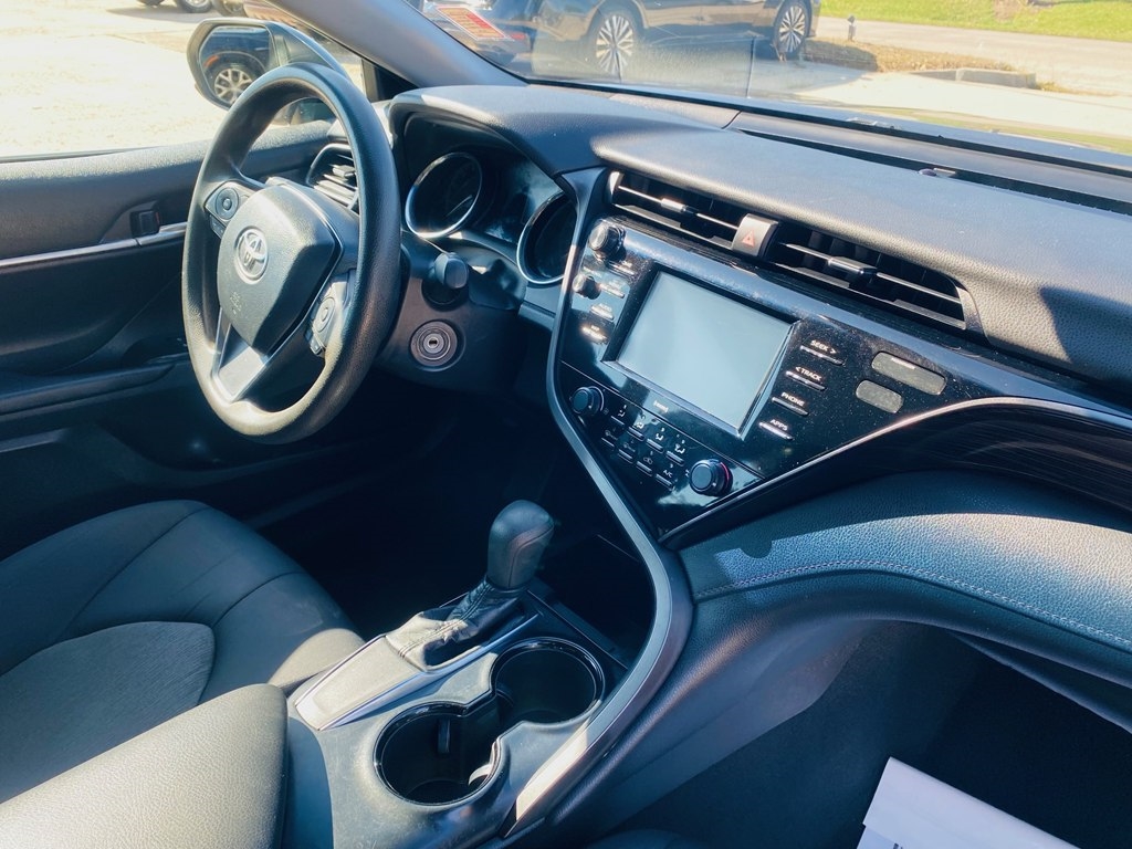 Toyota Camry LE 2020