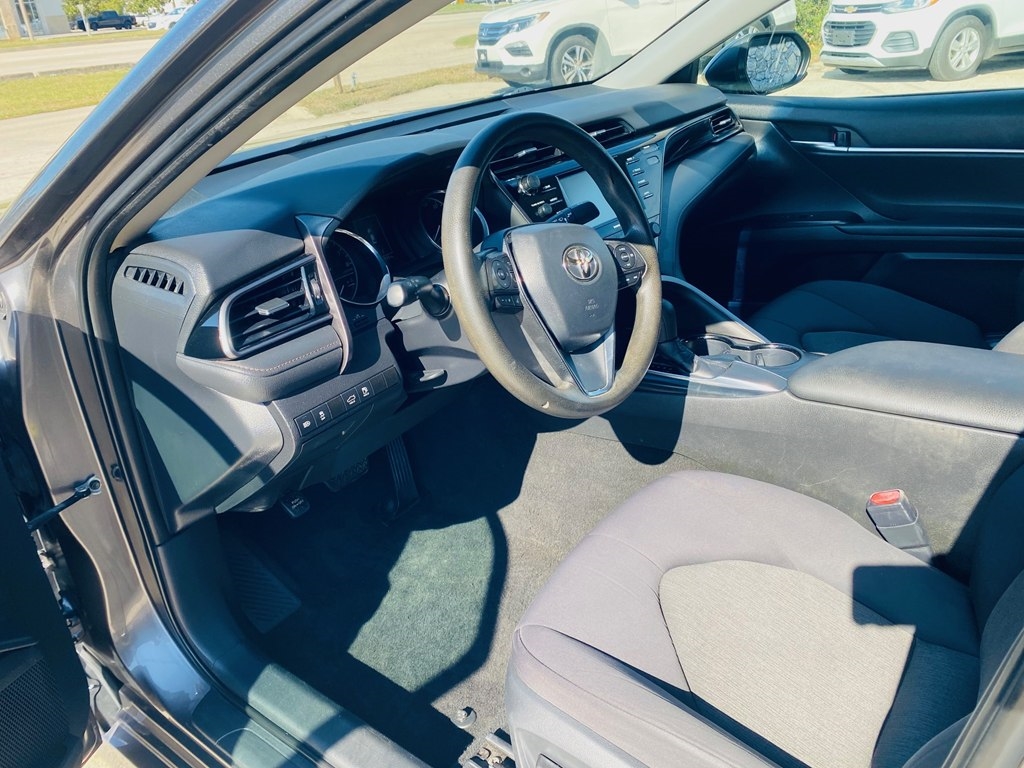 Toyota Camry LE 2020