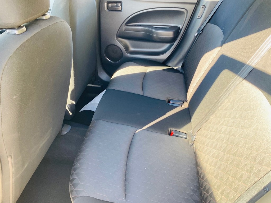 Mitsubishi Mirage ES 5M 2021