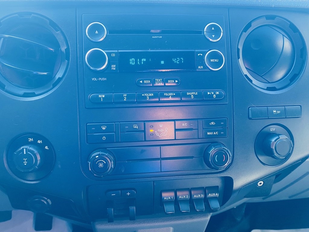 Ford F-250 SD XL Crew Cab 4WD 2016