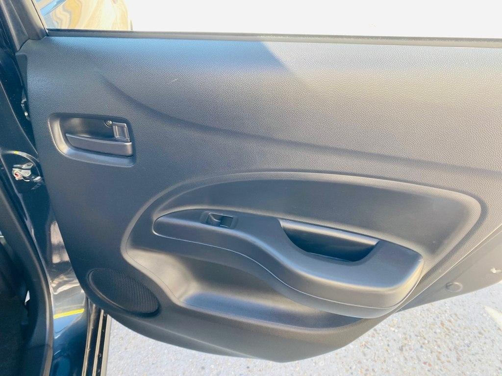 Mitsubishi Mirage ES 5M 2024