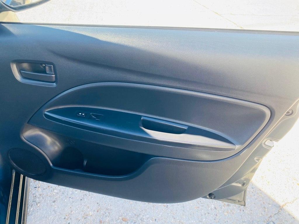 Mitsubishi Mirage ES 5M 2024