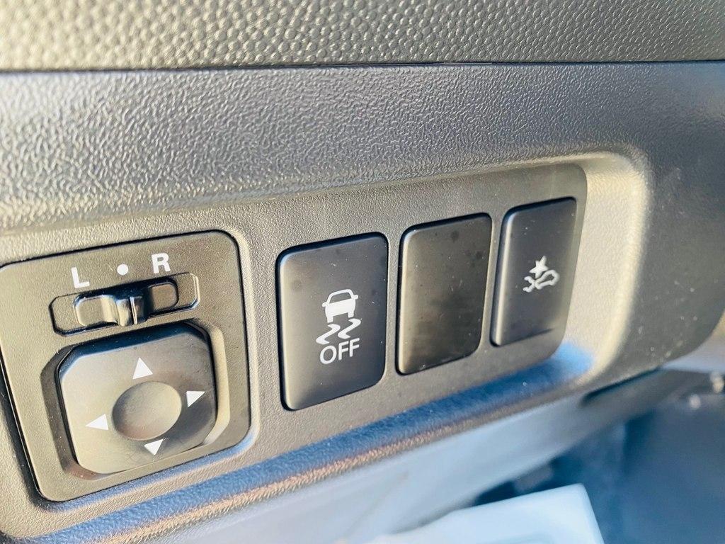 Mitsubishi Mirage ES 5M 2024