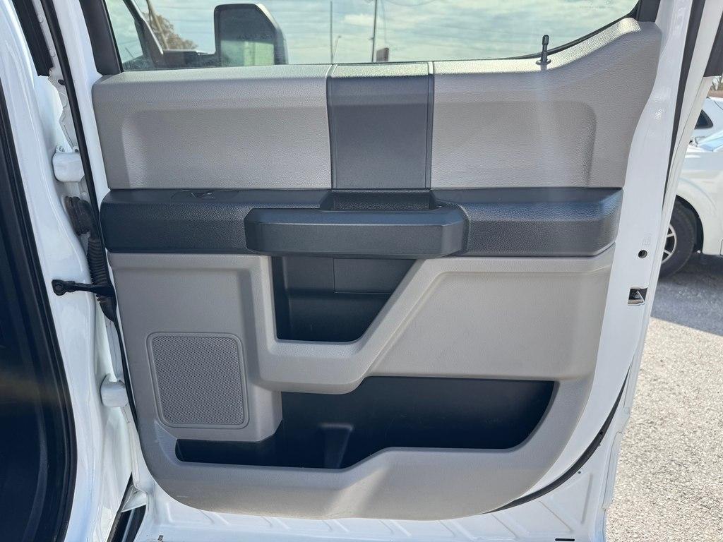 Ford F-250 SD XL Crew Cab 4WD 2022