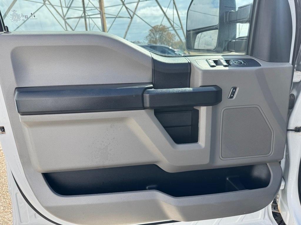 Ford F-250 SD XL Crew Cab 4WD 2022