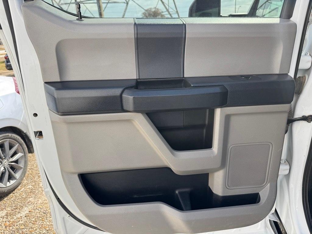 Ford F-250 SD XL Crew Cab 4WD 2022