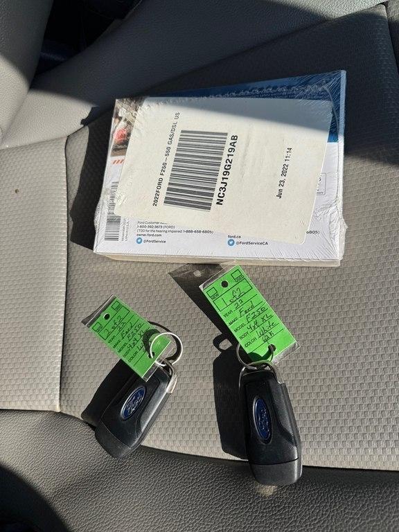 Ford F-250 SD XL Crew Cab 4WD 2022