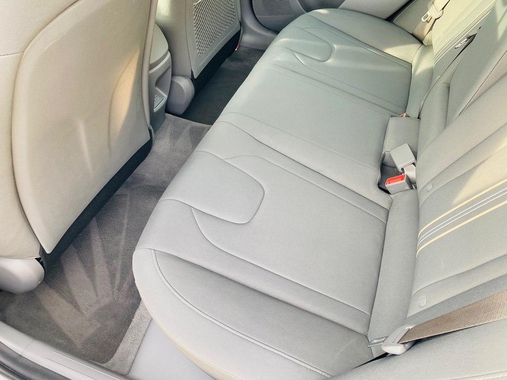 Hyundai Elantra SEL Convenience 2025