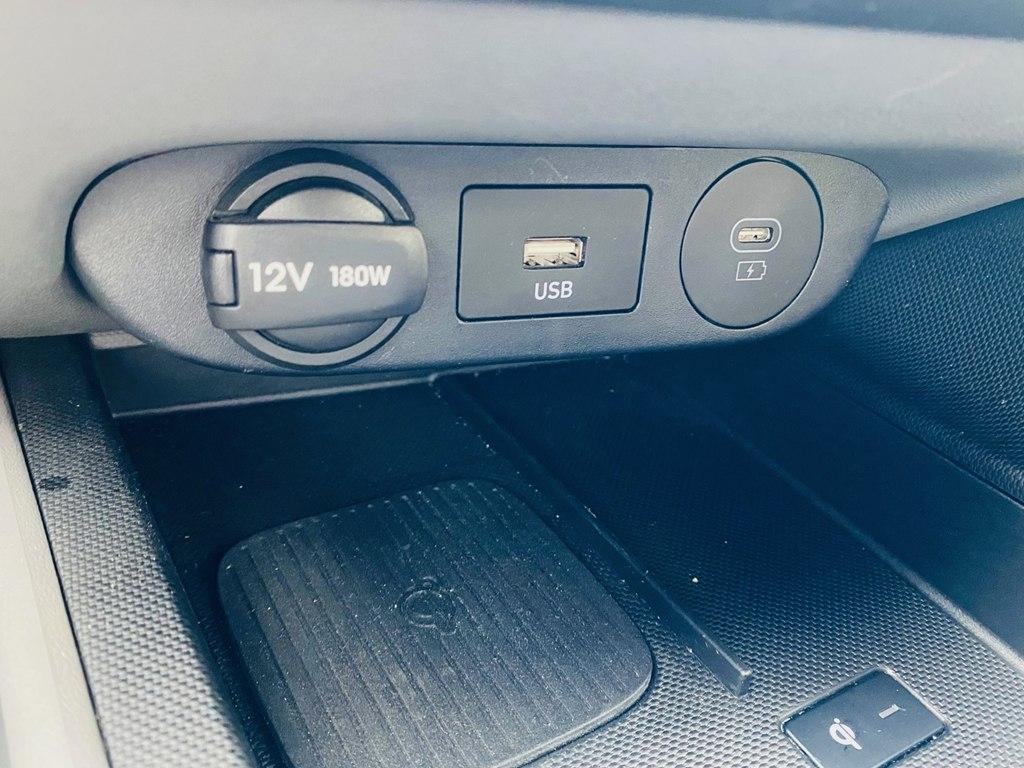 Hyundai Elantra SEL Convenience 2025