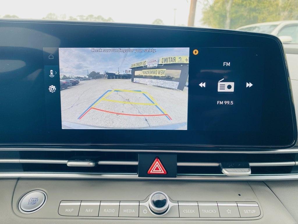 Hyundai Elantra SEL Convenience 2025