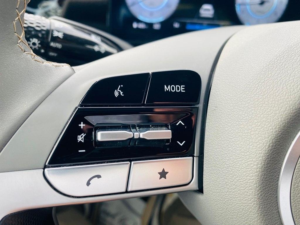 Hyundai Elantra SEL Convenience 2025