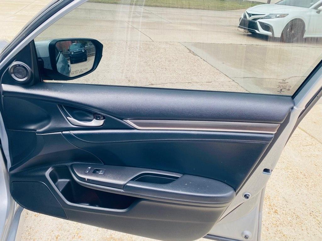 Honda Civic EX-L Sedan CVT 2021