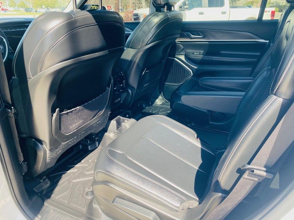 Jeep Grand Cherokee L Limited 2WD 2023