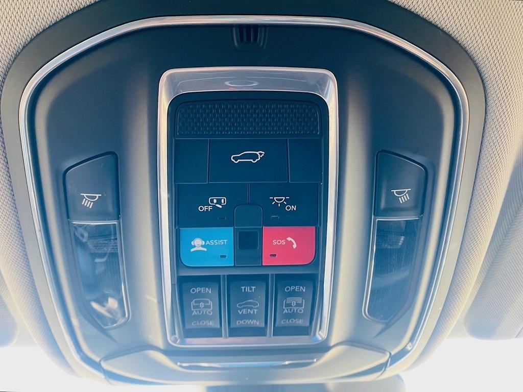 Jeep Grand Cherokee L Limited 2WD 2023