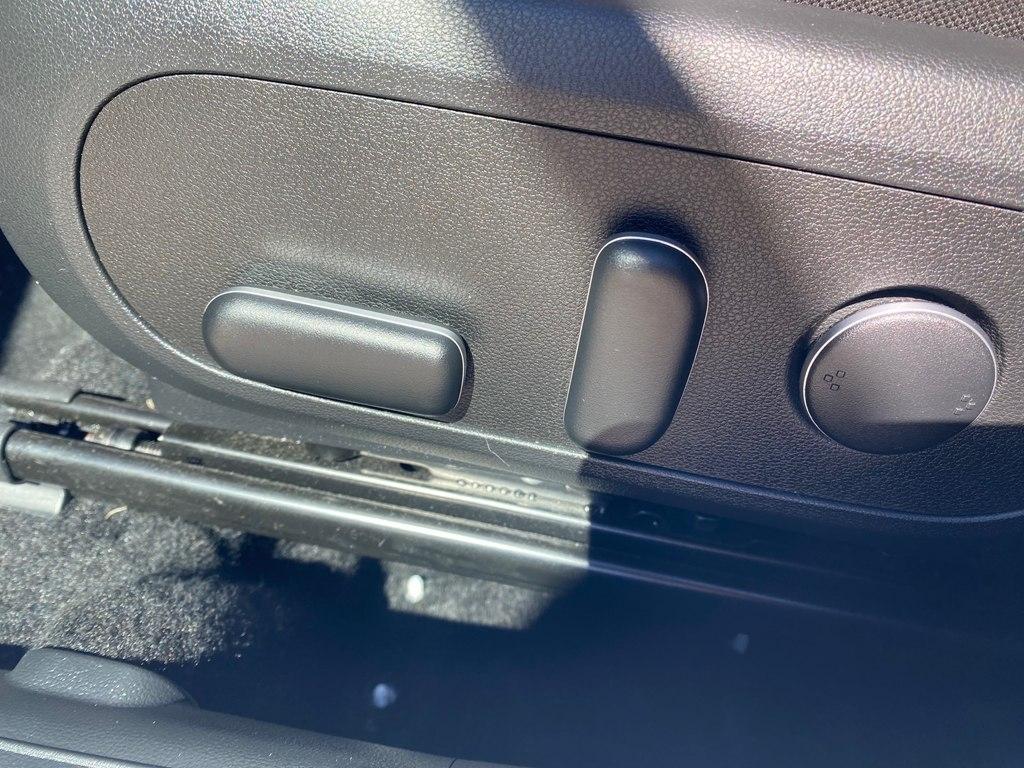 Hyundai Kona SEL AWD 2025