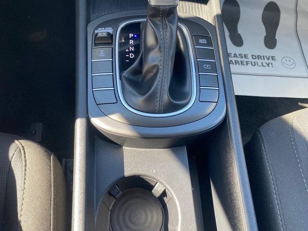 Hyundai Kona SEL AWD 2025