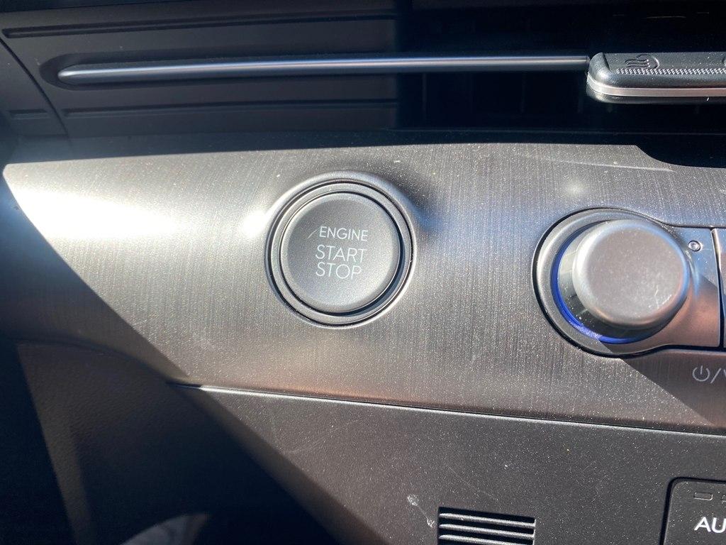 Hyundai Kona SEL AWD 2025