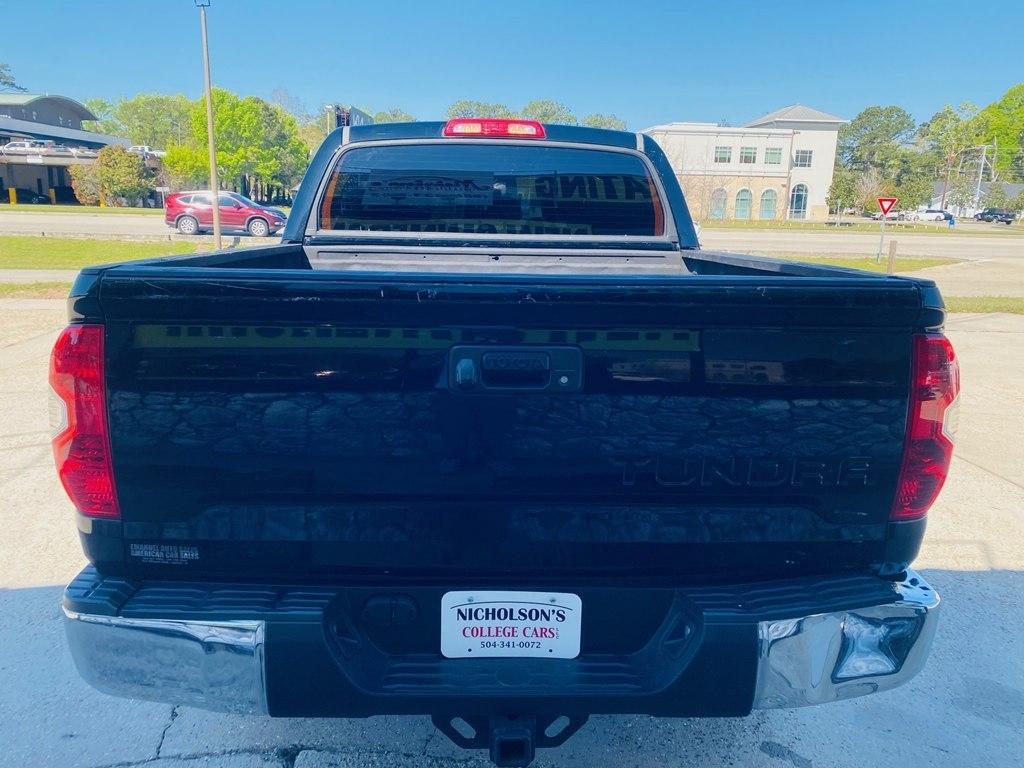 Toyota Tundra SR5 5.7L V8 FFV CrewMax 2WD 2016