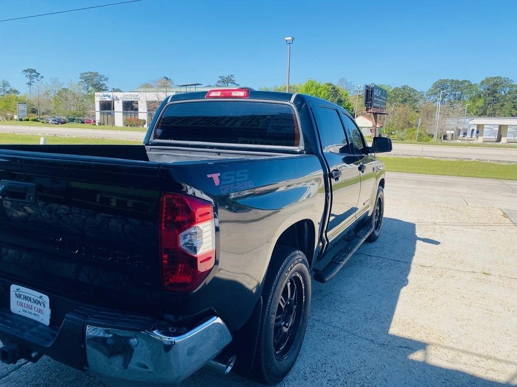 Toyota Tundra SR5 5.7L V8 FFV CrewMax 2WD 2016