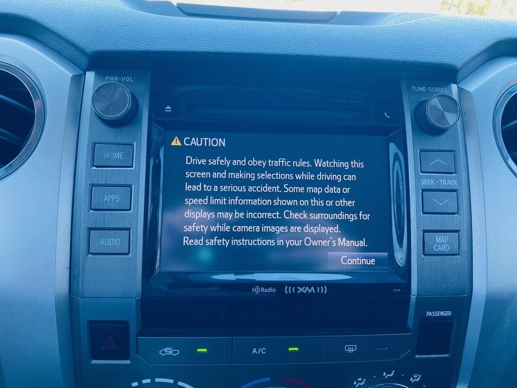 Toyota Tundra SR5 5.7L V8 FFV CrewMax 2WD 2016